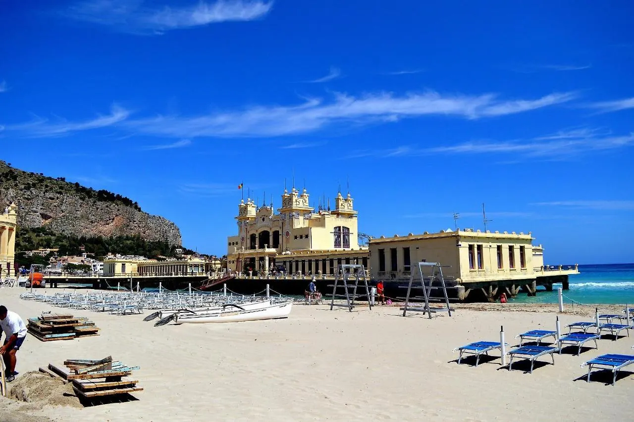 Mondello Apartment Vista Mare Italy